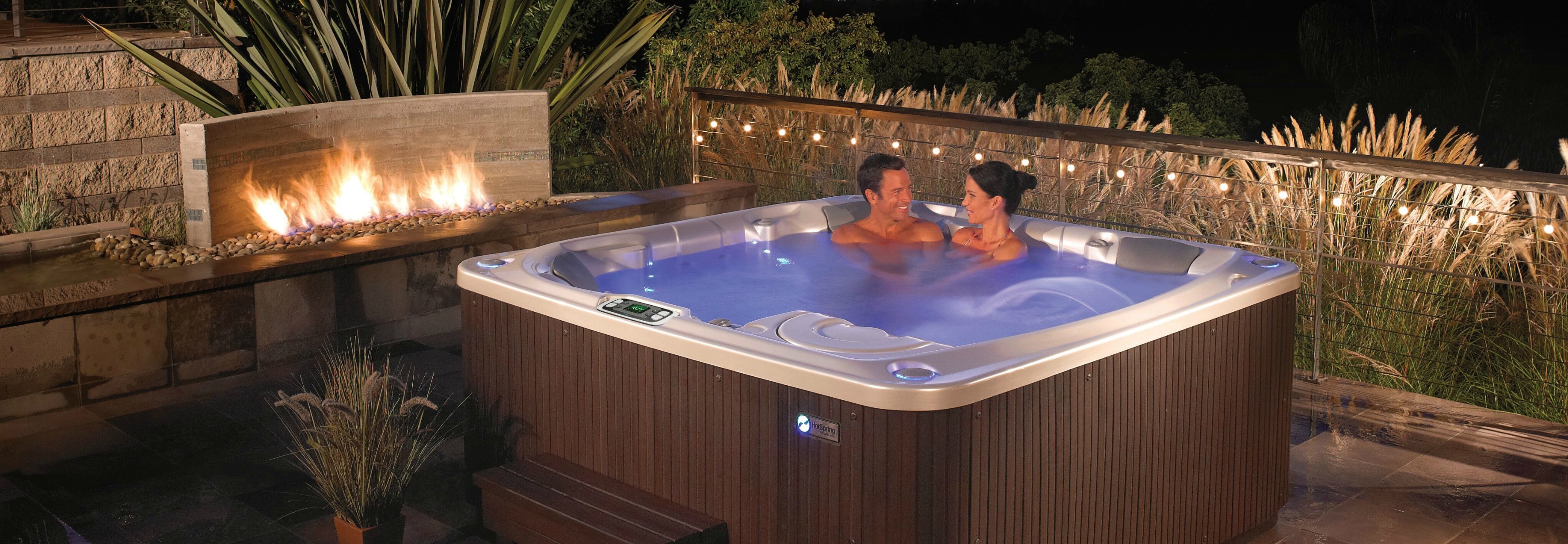 Whats The Difference Between A Jacuzzi And A Hot Tub Backyard Oasis