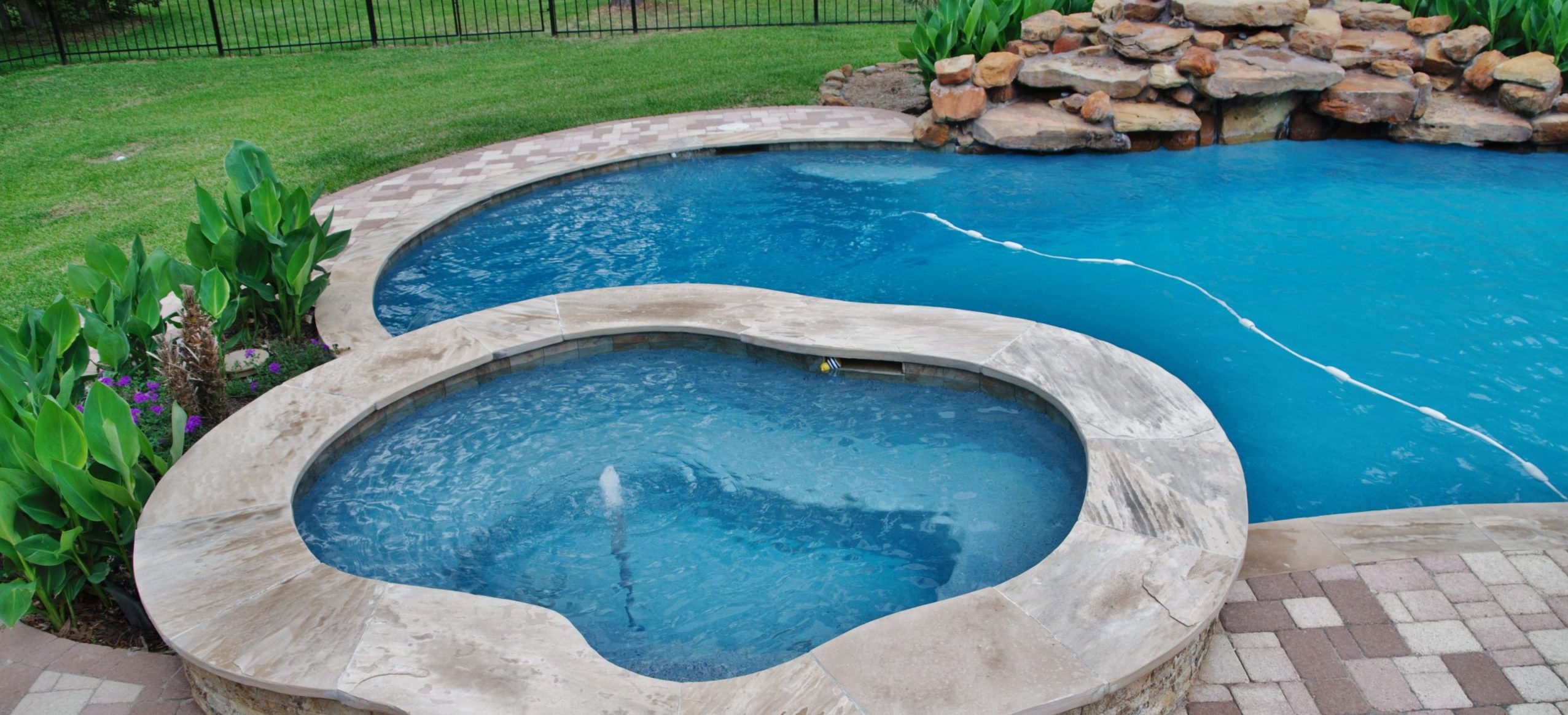 Why Fall is the Best Time to Schedule a Pool Renovation